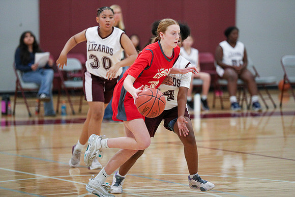 20241204ChisolmGBBallATeam-7078