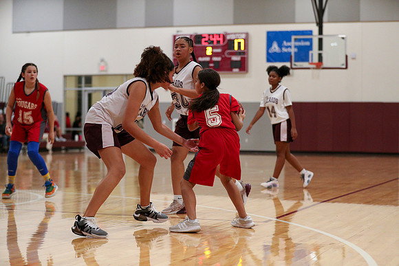 20241204ChisolmGBBallATeam-7200