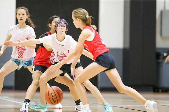 2024072GirlsGame2-9338