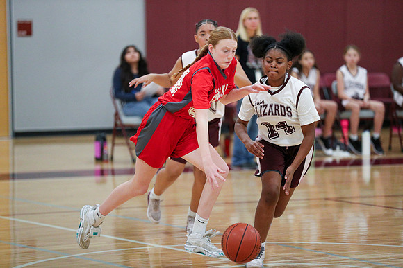 20241204ChisolmGBBallATeam-7076