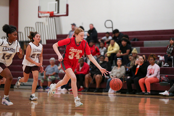20241204ChisolmGBBallATeam-7599