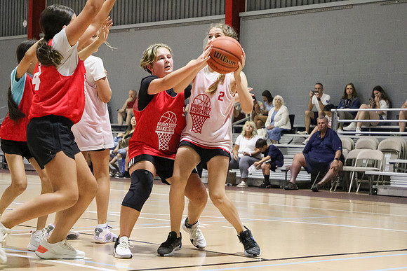 2024072GirlsGame2-8210