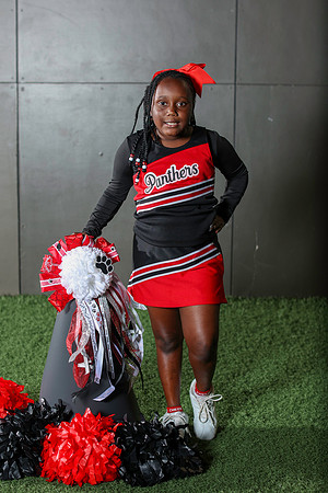 20251107PantherCheer2-2859