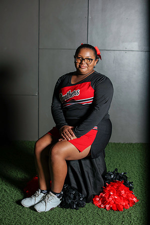 20251107PantherCheer2-2921