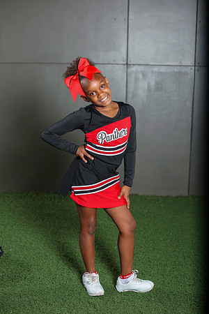 20251107PantherCheer2-2947