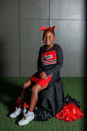 20251107PantherCheer2-2981