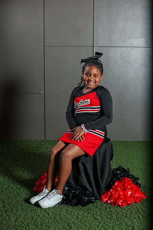 20251107PantherCheer2-3016