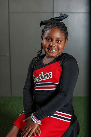 20251107PantherCheer2-3017