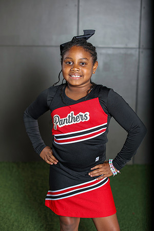 20251107PantherCheer2-3025