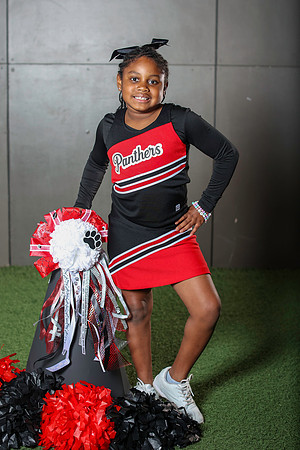 20251107PantherCheer2-3030