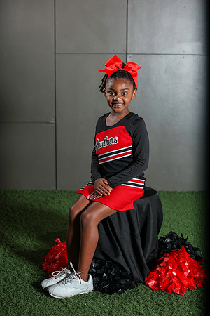20251107PantherCheer2-3038