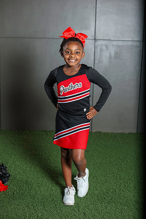 20251107PantherCheer2-3042