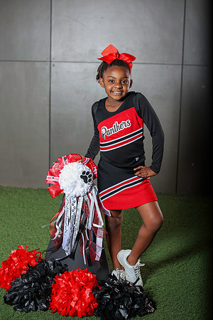 20251107PantherCheer2-3050