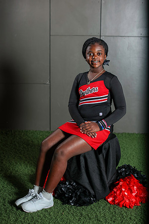 20251107PantherCheer2-3054
