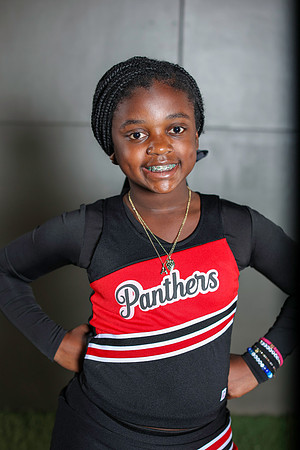 20251107PantherCheer2-3058