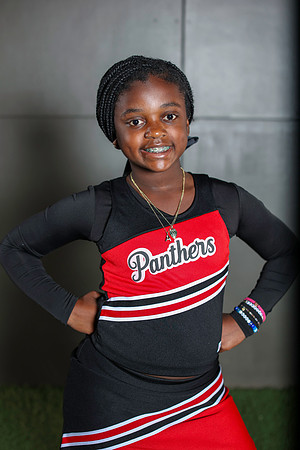 20251107PantherCheer2-3059