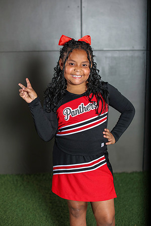 20251107PantherCheer2-3090