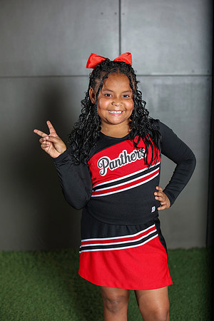 20251107PantherCheer2-3091