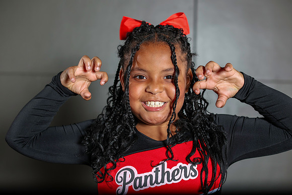 20251107PantherCheer2-3100