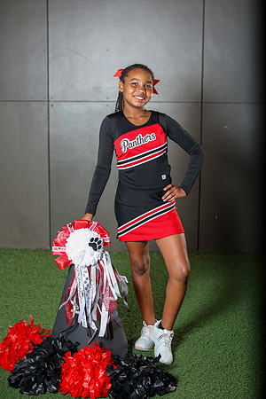 20251107PantherCheer2-3128