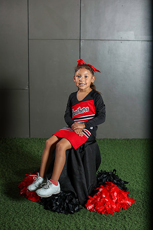 20251107PantherCheer2-3132