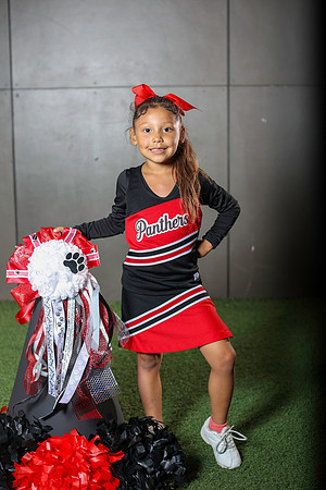 20251107PantherCheer2-3156