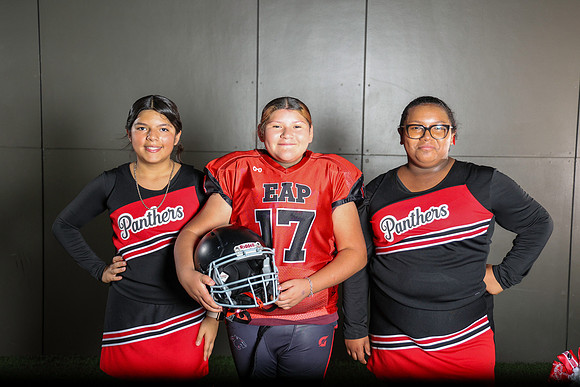 20251107PantherCheer2-3205