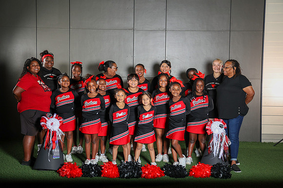 20251107PantherCheer2-3222