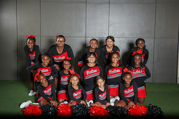 20251107PantherCheer2-3243