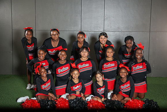20251107PantherCheer2-3266