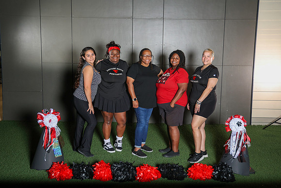 20251107PantherCheer2-3281