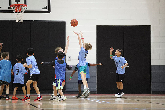 20250118BCBoysBasketballGame1-20159