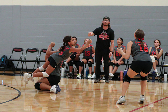 20240926ChisholmTrailVBall-7425