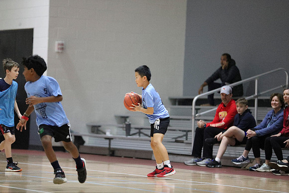 20250118BCBoysBasketballGame1-20480