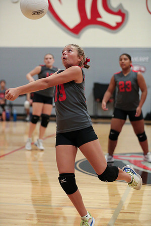 20240926ChisholmTrailVBall-7174