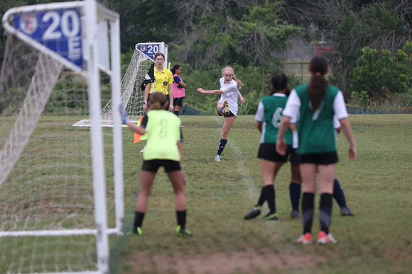 20240512DuckSoccer-8387