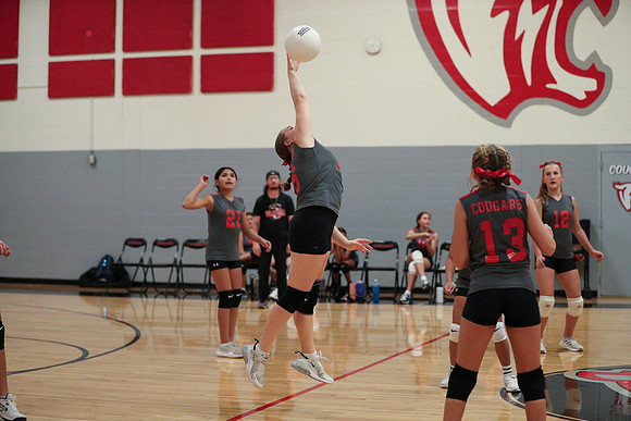 20240926ChisholmTrailVBall-7322