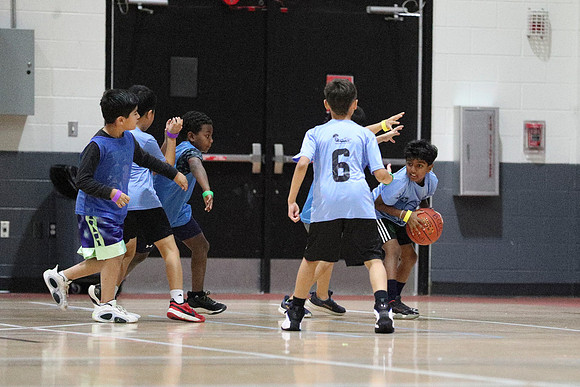 20250118BCBoysBasketballGame1-20112