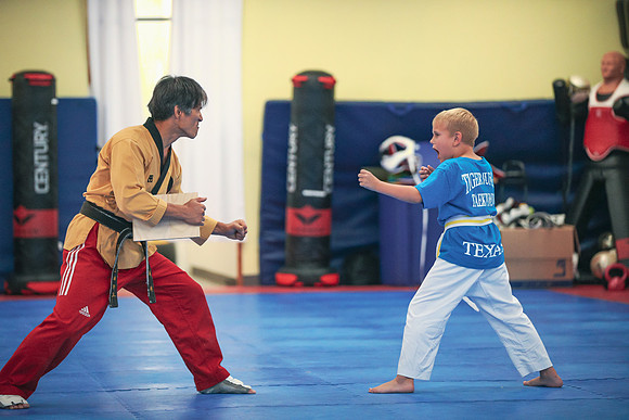 20231013FridaySparing-2256