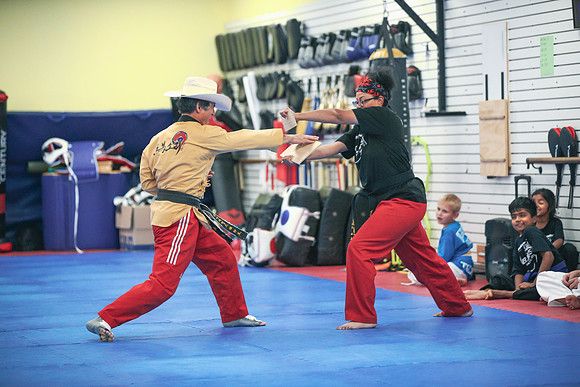 20231013FridaySparing-2533