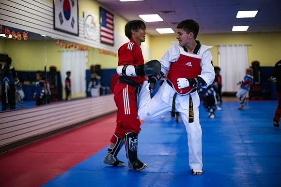 20231013FridaySparing-0925
