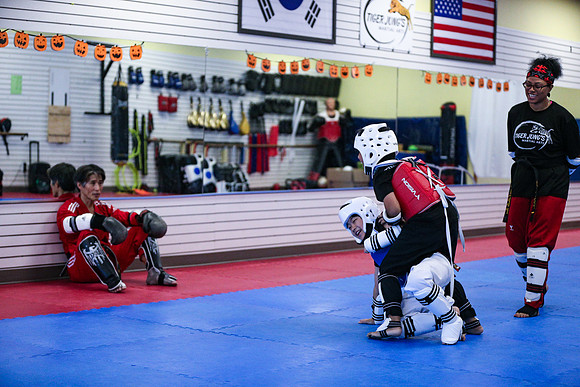 20231013FridaySparing-1740