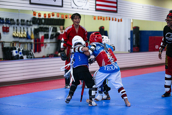 20231013FridaySparing-1854