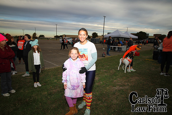 20231123TempleTrotA-0654