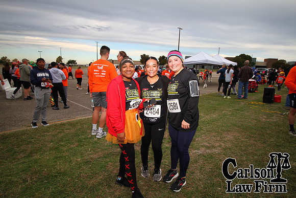20231123TempleTrotA-0700