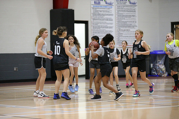20240221Basketball-9655