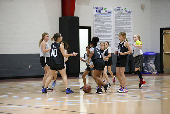 20240221Basketball-9658