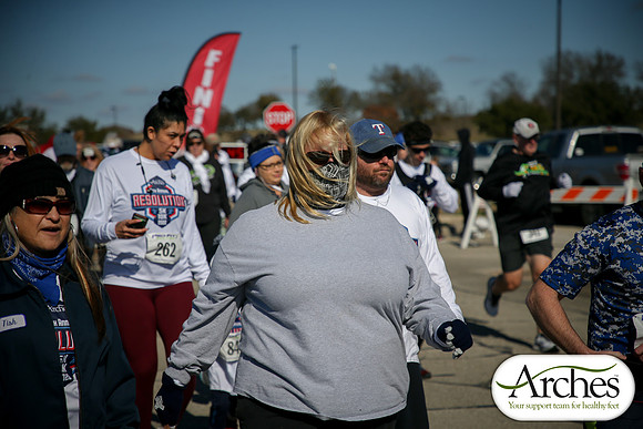 20201011ResolutionC-6813