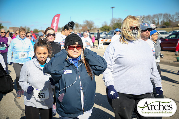 20201011ResolutionC-6815