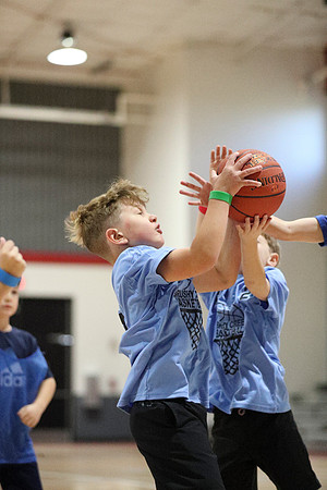20250118BCBoysBasketballGame1-20357